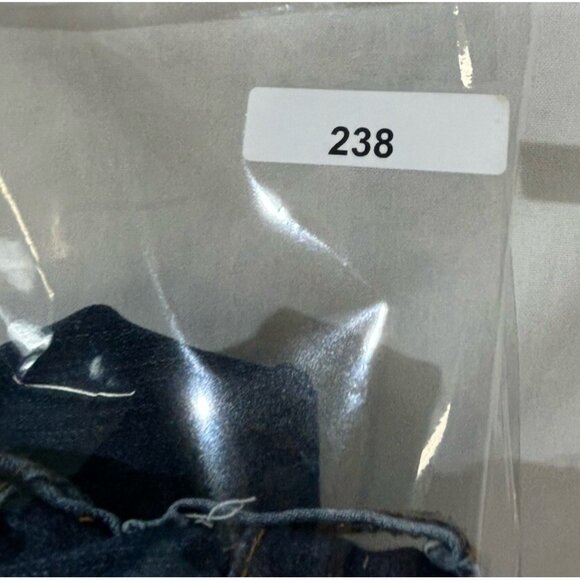 Kut from the Kloth Straight Leg Jeans Women’s Size 8 Whiskering - Picture 12 of 12